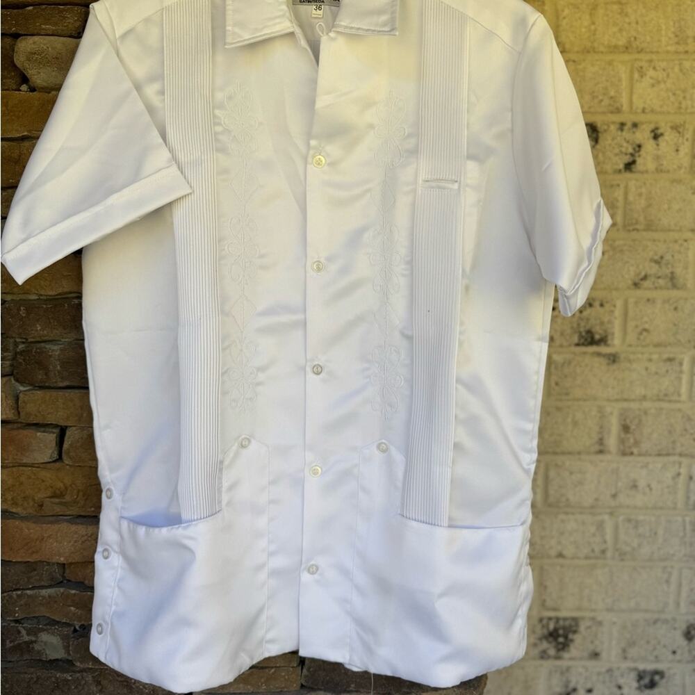 Guayabera Shirt-Size 36-NWT